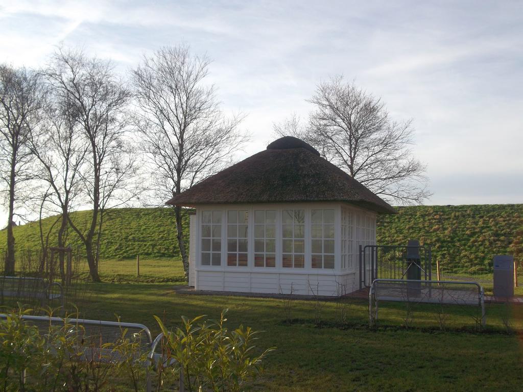 Ferienhaeuser Dornumersiel Bagian luar foto