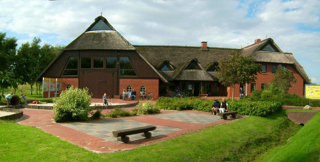 Ferienhaeuser Dornumersiel Bagian luar foto